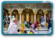 Nizam-ud-din Shrine  Delhi